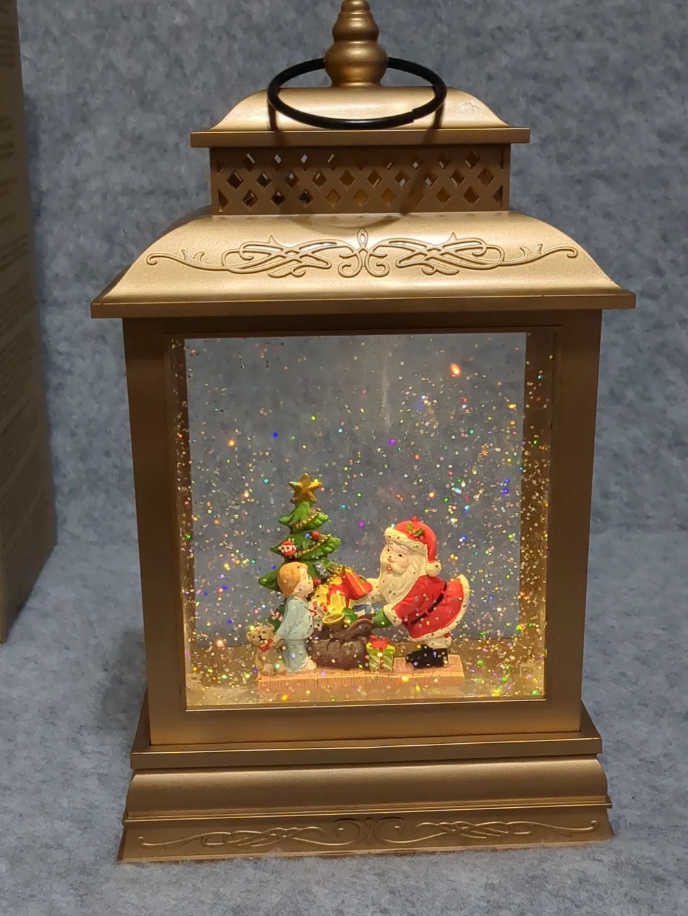 2021 Avon Gifts From Santa Snow Globe Lantern NIB